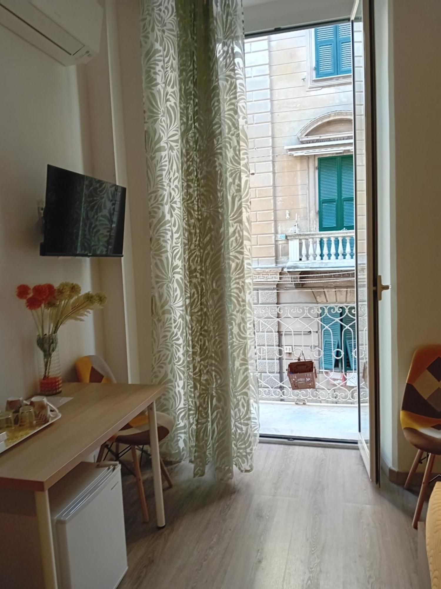 Titi Rooms La Spezia Exterior photo