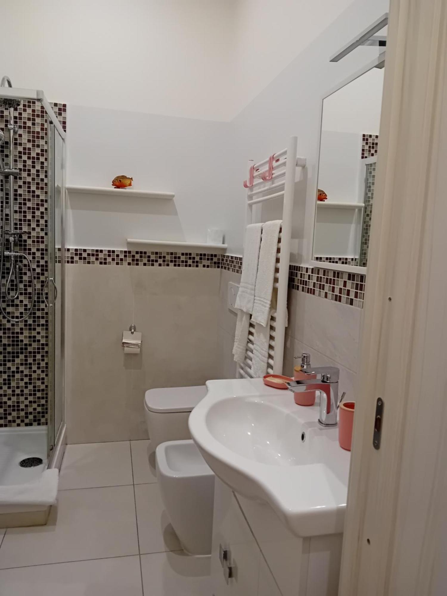 Titi Rooms La Spezia Room photo