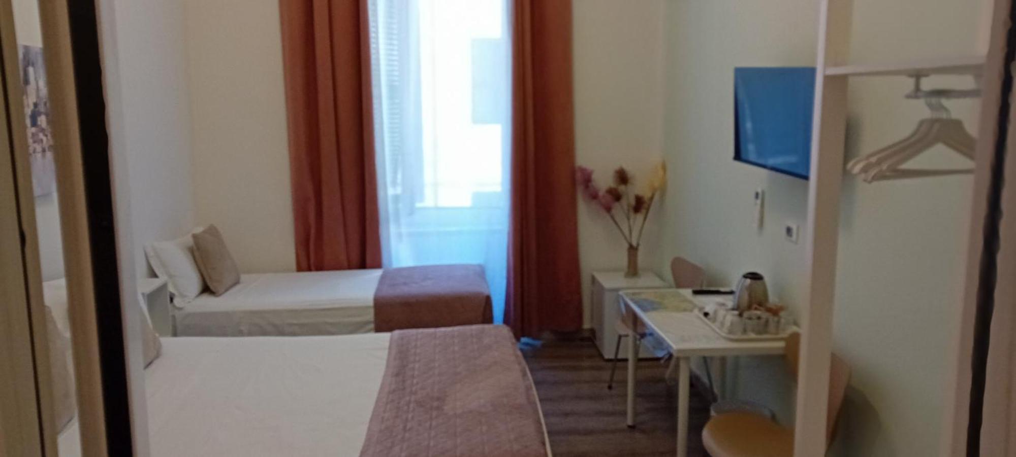 Titi Rooms La Spezia Exterior photo