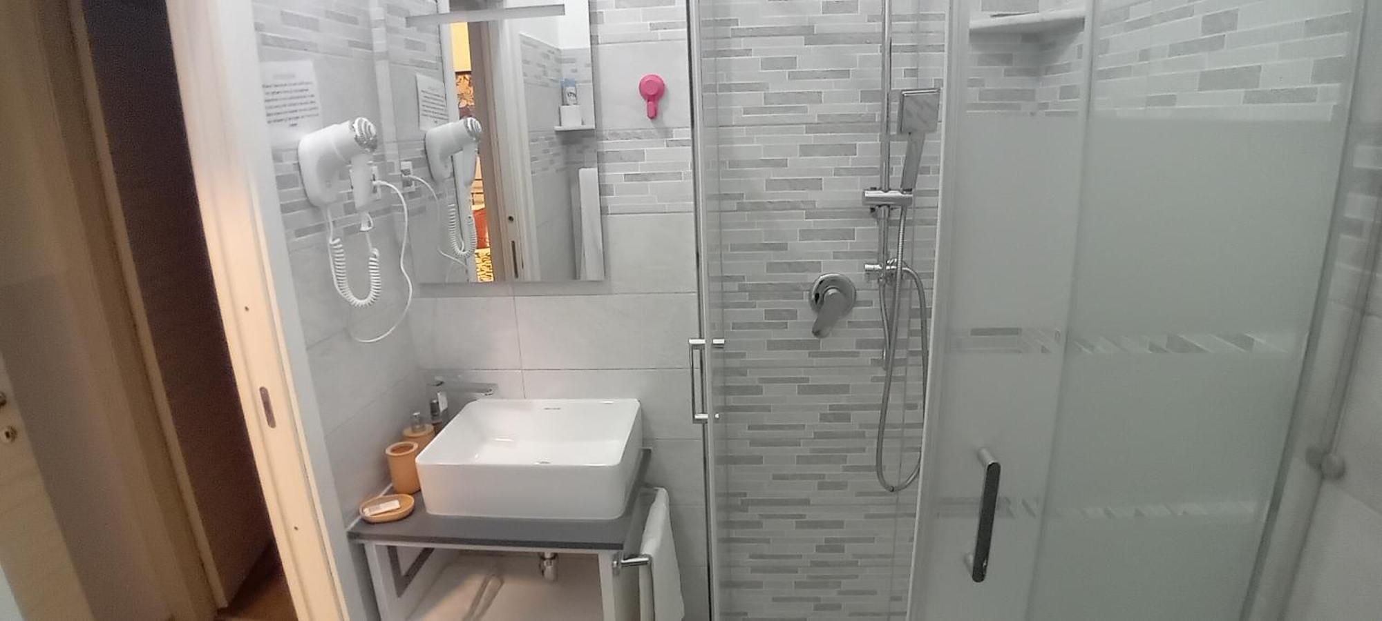 Titi Rooms La Spezia Exterior photo